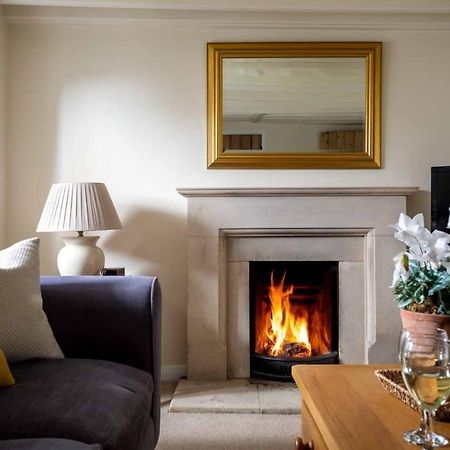 Weir Cottage Bourton-on-the-Water Bagian luar foto