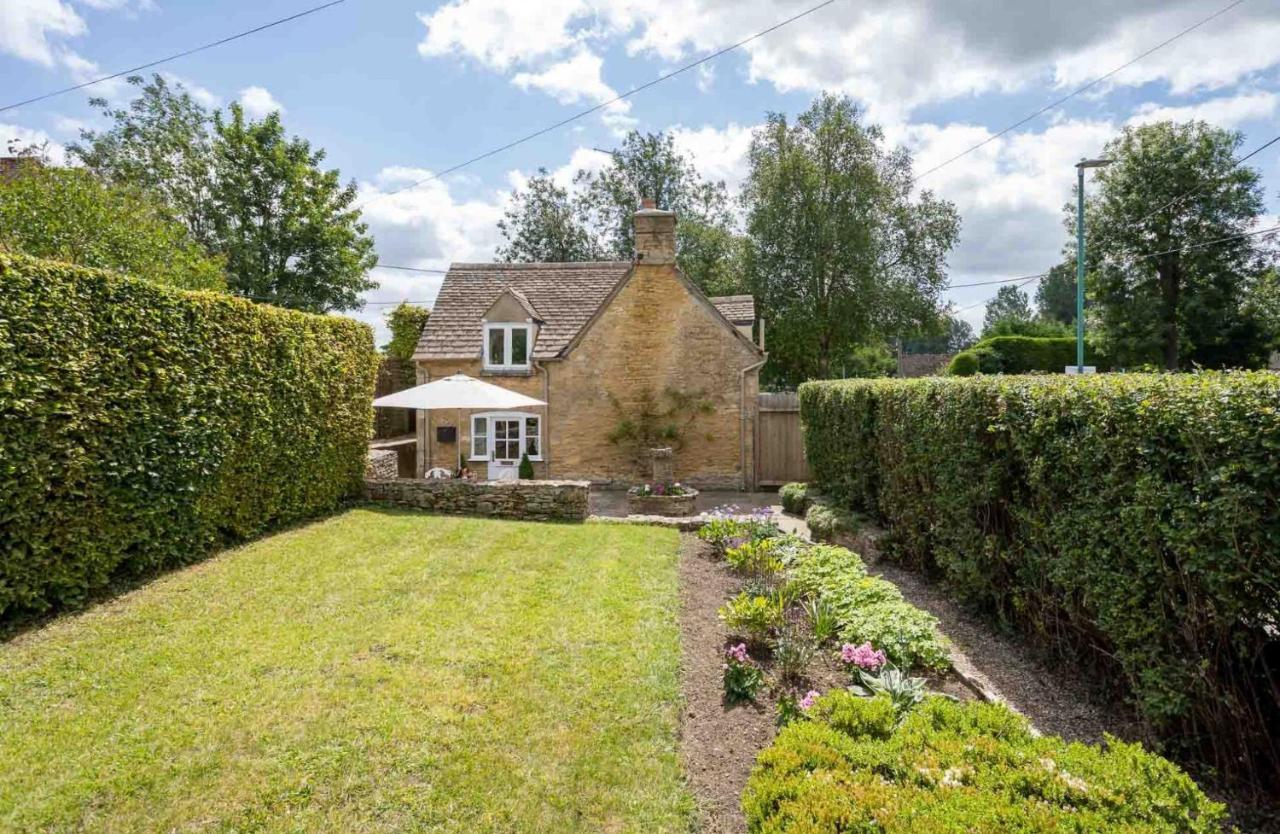 Weir Cottage Bourton-on-the-Water Bagian luar foto